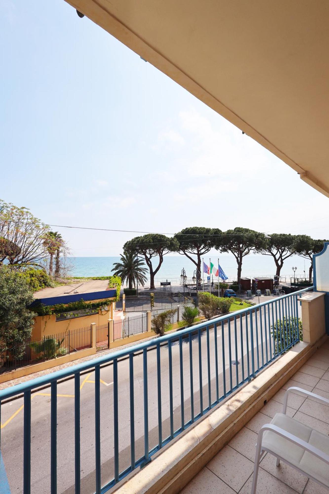 Hotel Majestic By Lvg Hotel Collection Alassio Exterior photo